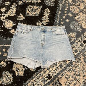 Levi's 501 plus size cut off style jean shorts